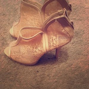 Soft pink bootie heel 5”inch